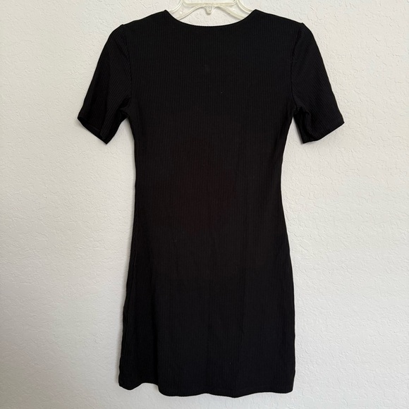 Reformation Black Ribbed Knit Mini Shirt Dress Sz M Night Out Party Capsule LBD - Picture 3 of 7